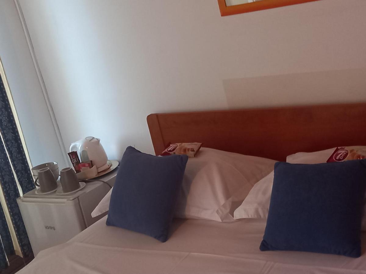Salyna "Rooms Bela" Ičići Eksteriør bilde