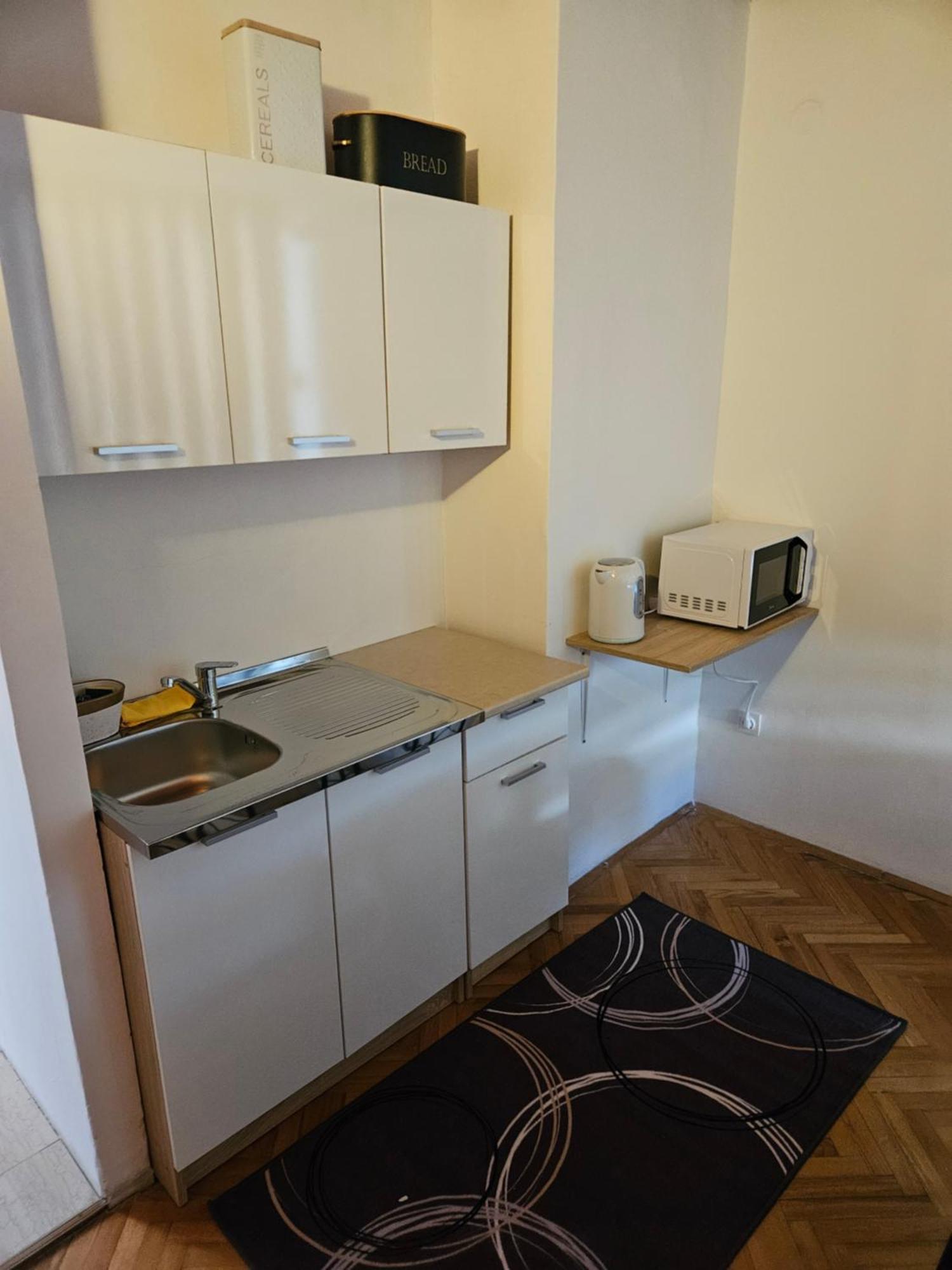 Salyna "Rooms Bela" Ičići Eksteriør bilde